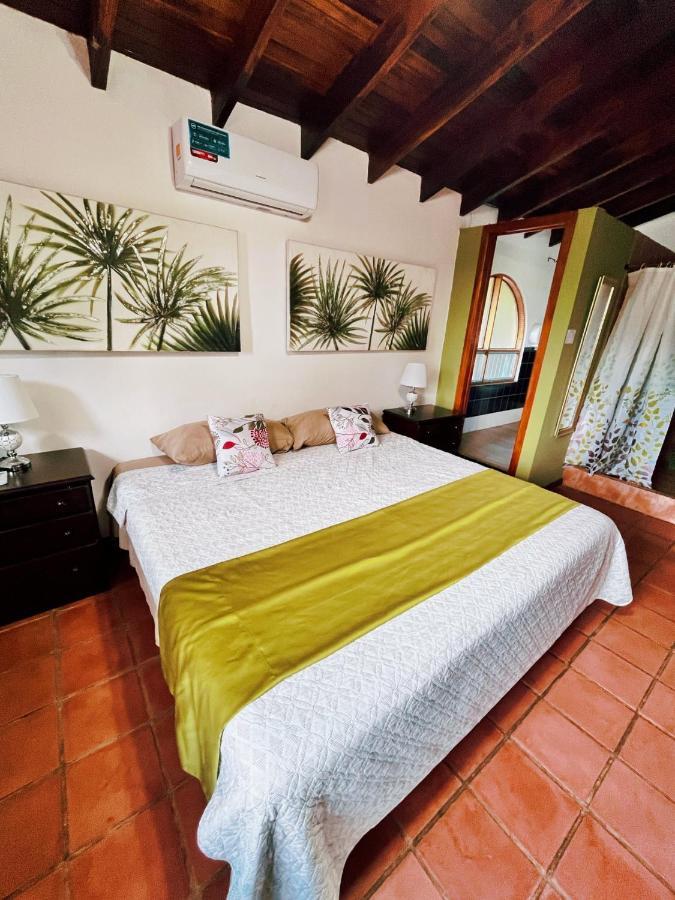 Siwo Art Guesthouse Playa Ocotal Buitenkant foto