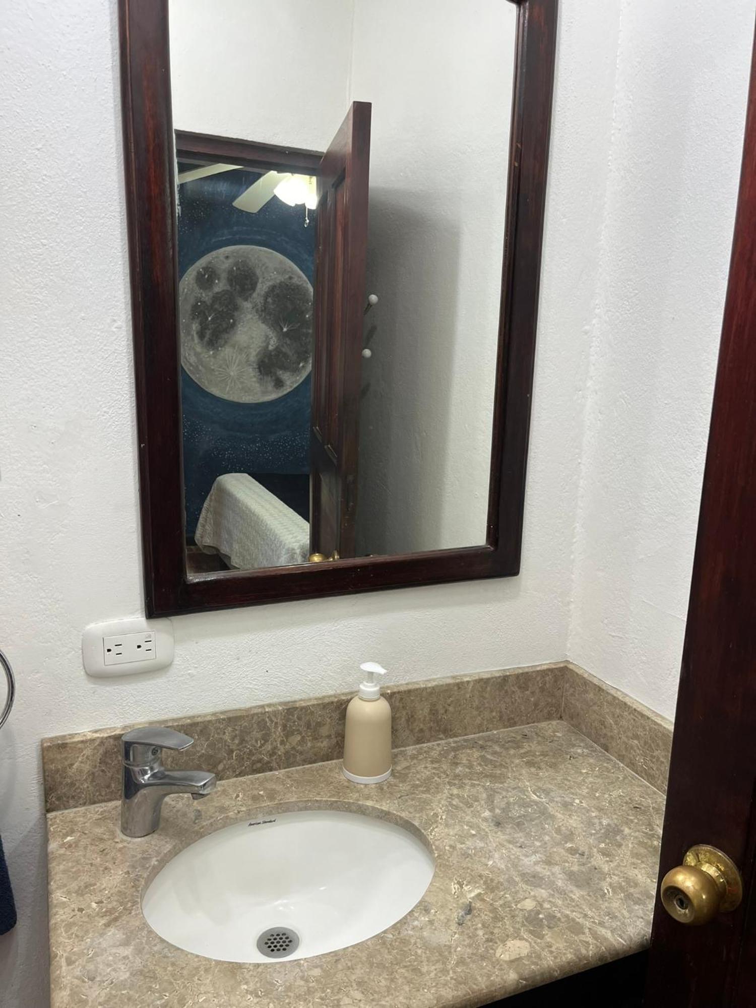 Siwo Art Guesthouse Playa Ocotal Buitenkant foto